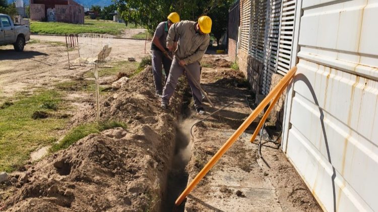 Avanza la obra de gas natural que beneficiará a más de 1.500 familias de La Punta