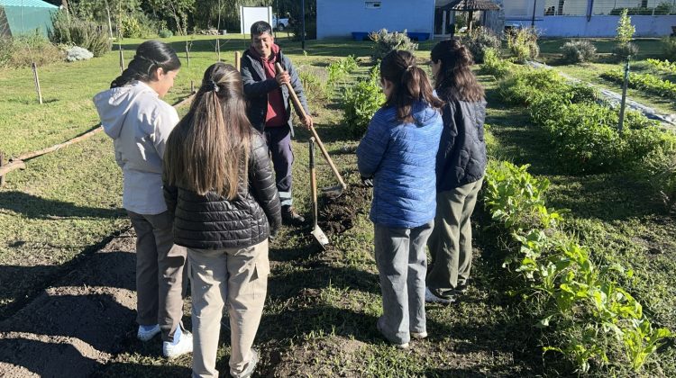 La Granja Cruz de Piedra recibió a estudiantes de Nutrición de la UNSL