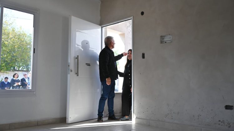 ‘Tenemos Futuro’ en Concarán: Poggi visitó las viviendas en construcción