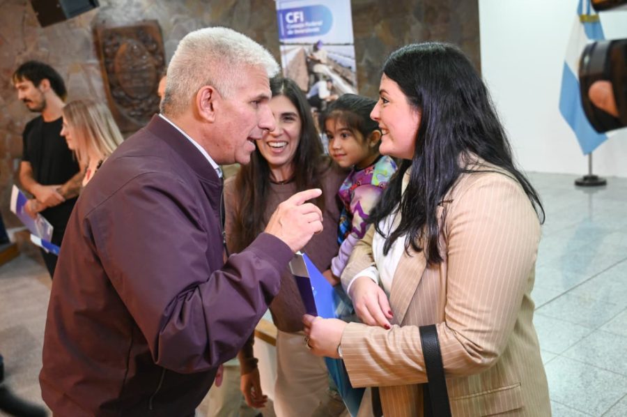 Poggi fortalece emprendedores con financiamiento del CFI