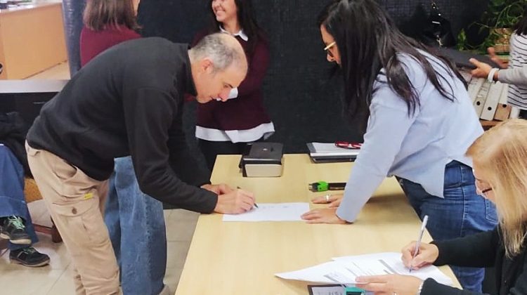 Más familias de Estancia Grande y Alto Pelado podrán acceder a sus viviendas