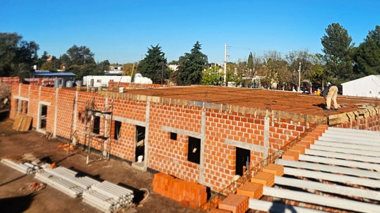 El Hospital ‘Dr. René Favaloro’ avanza con el hormigonado de losas en sus bloques principales