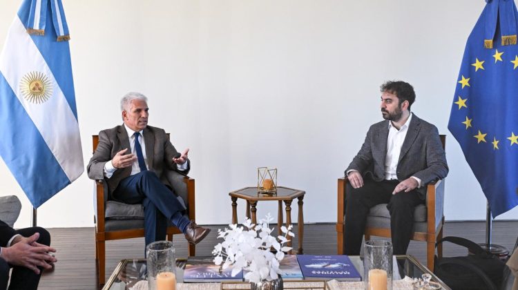 Poggi recibió a autoridades de la secretaría de Innovación, Ciencia y Tecnología de la Nación