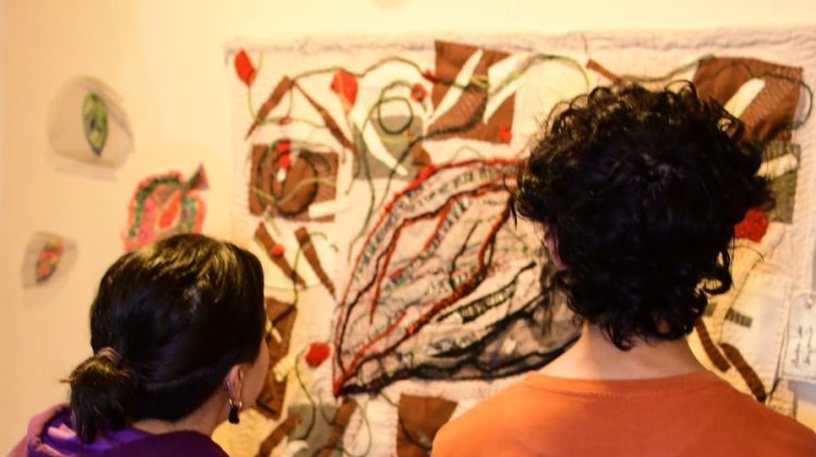 Invitan a visitar la muestra ‘Abrigo en la intemperie’ en la Villa de Merlo