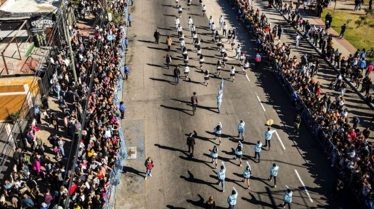 Últimos cuatro días para inscribirse para participar del desfile del 25 de mayo