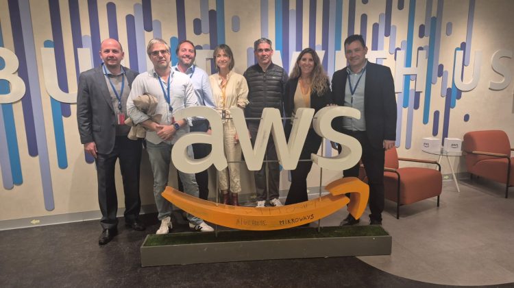 El Gobierno mantuvo una reunión estratégica con representantes de Amazon Web Services 