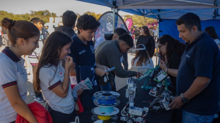 La ULP dijo presente en la Expo Educativa ‘Tu futuro está aquí’