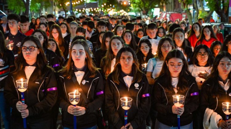 La Procesión Cívica homenajeará a la Revolución de Mayo iluminando las calles de San Luis