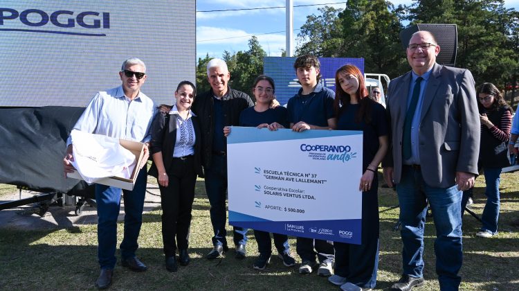 ‘Cooperando Ando’: la cooperativa escolar ‘Solaris Ventus’ recibió insumos para nutrir sus proyectos