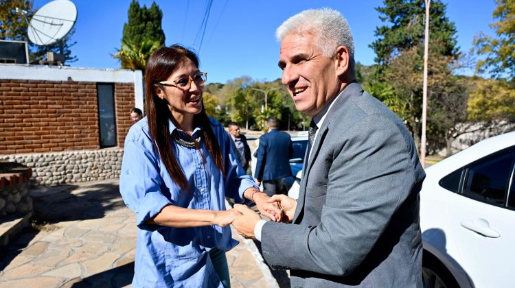 Poggi visitó Potrero de los Funes y respaldó a la nueva gestión municipal