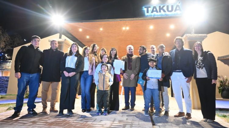 El Gobernador participó de la apertura de ‘Takuá Hotel Serrano’ de La Punta