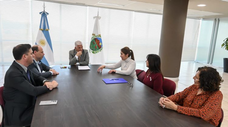 Sigue firme la política de viviendas: el Gobierno construye 1.165 casas en toda la provincia