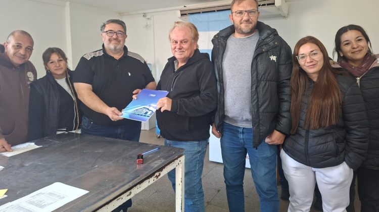 Inserción Laboral: Agroganadera ‘El Algarrobo’ incorporó a ocho beneficiarios