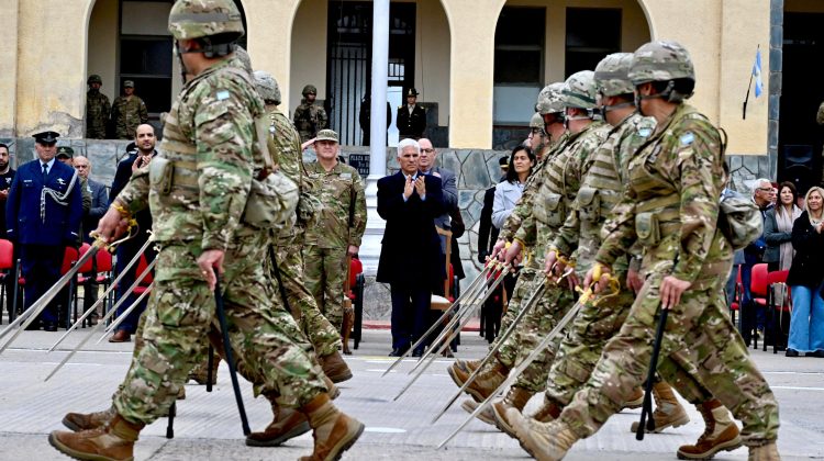 El Ejercito Argentino festejó su aniversario abriendo su predio a miles de alumnos sanluiseños