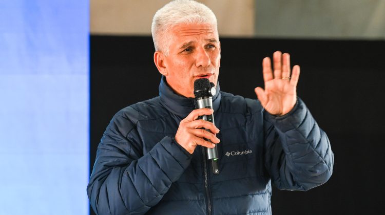 “Antes de Navidad voy a volver a traerles la llave para que puedan entrar a su hogar”
