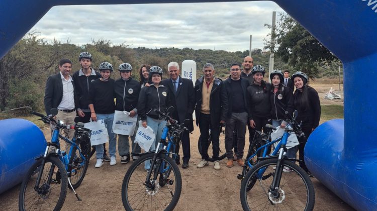 “La bicicleta está hermosa y tiene accesorios nuevos”