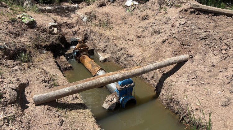 San Luis Agua revalorizó el sistema de válvulas del dique Los Manantiales