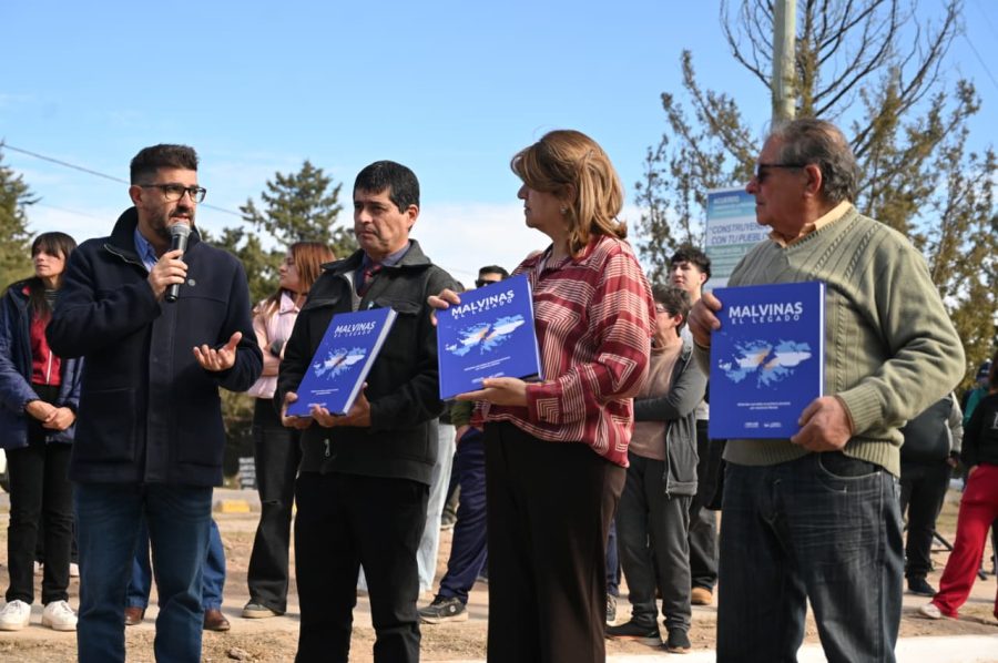 LA CALERA CENTRO EDUCATIVO N° 7 “GEOLOGO ROMAN GUIÑAZU”, director ROSAS, DIEGO EDUARDO INTENDENTE: Diego Lorenzetti BALDE ESCUELA N° 141 “LOS ANDES” director CORREA, MARIA DEL CARMEN , localidad Balde INTENDENTE: Gladys Edit Páez ALTO PENCOSO ESCUELA N° 10 “JUAN ESTEBAN VACCA”, director GARCIA, MARIA SILVANA INTENDENTE: Olguín Alberto