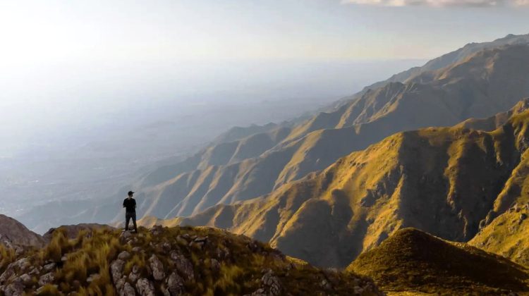 El Filo: donde el cielo se encuentra con la tierra y cada atardecer se convierte en un espectáculo