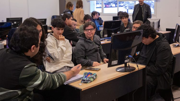Estudiantes de Comunicación y Arte de la ULP tuvieron su tercer encuentro presencial