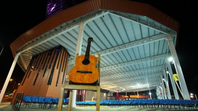 Escenario Alfonso y Zavala: identidad y tradición, corazón del folclore cuyano