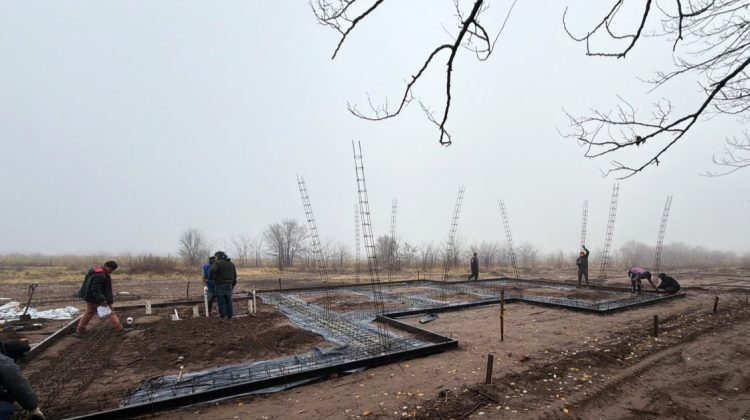 El Gobierno inició la construcción de 25 viviendas en Carpintería, Alto Pelado y Estancia Grande