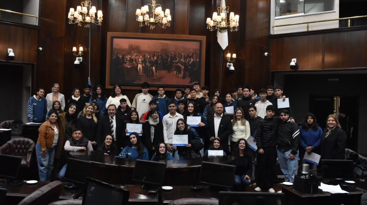 Estudiantes del Centro Educativo N°25 de Nogolí fueron ‘Diputados por un Día’
