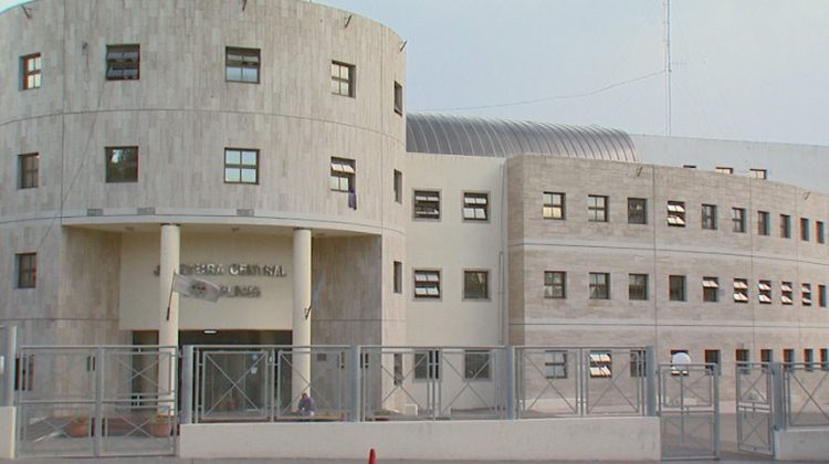 Efectivos policiales le salvaron la vida a una bebé 