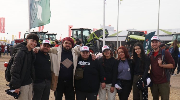 Estudiantes de la UPrO participaron de AgroActiva 2026