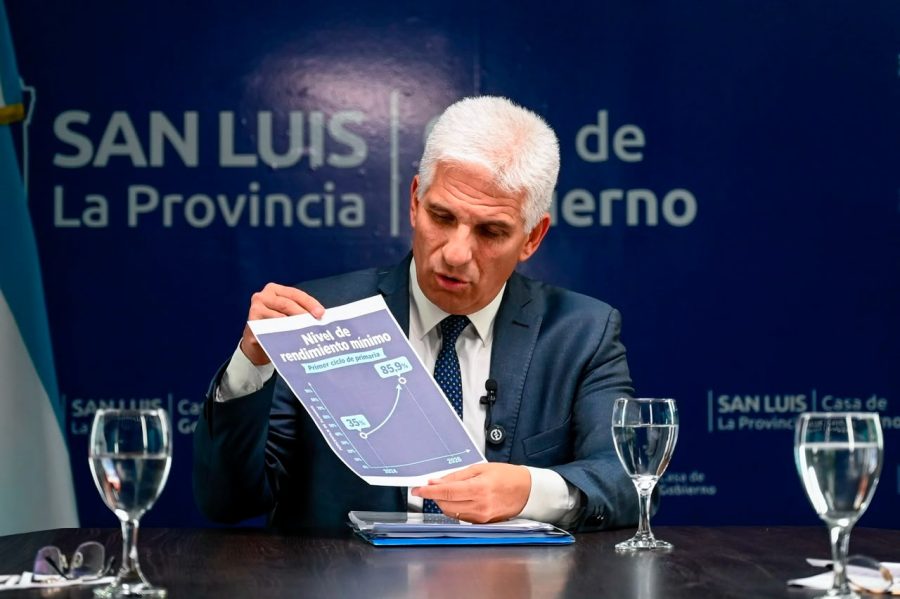 Poggi anunci&oacute; un nuevo r&eacute;gimen para atraer inversiones y defendi&oacute; su modelo de gesti&oacute;n basado en educaci&oacute;n y empleo