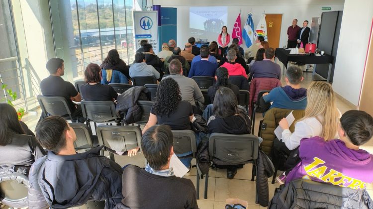 Dirigentes de cooperativas se capacitaron para postularse al programa ‘Promoción y Desarrollo’