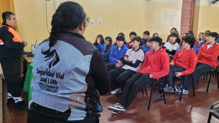 Día de la Seguridad Vial: ‘Mi Primer Carnet’ fomenta la conducción responsable en los jóvenes