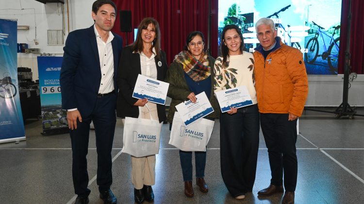 El Gobierno puso en valor el mérito y distinguió a directivos que superaron el Concurso Jerárquico