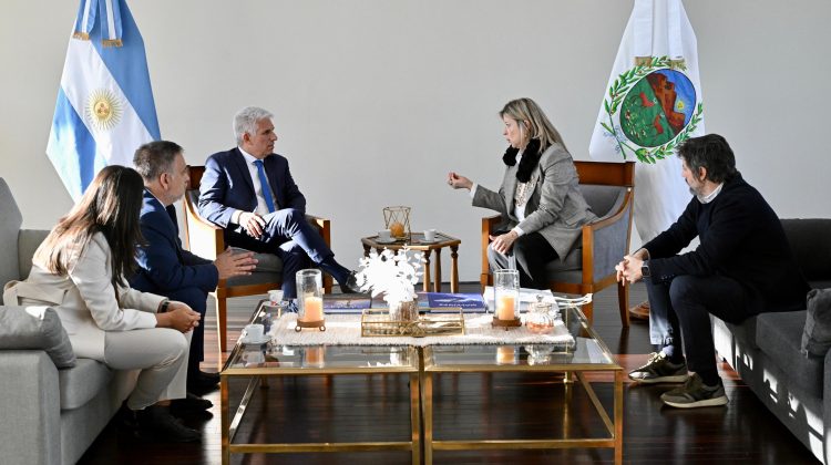 El gobernador Poggi recibió a la ministra de Seguridad de la Nación