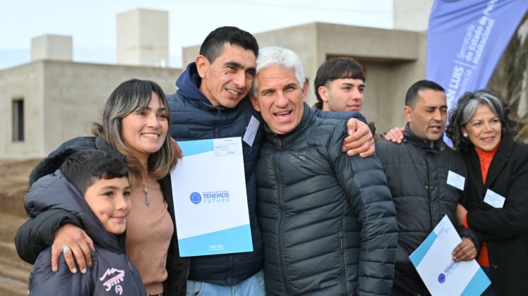 El 5 de diciembre entregarán 30 casas en El Volcán