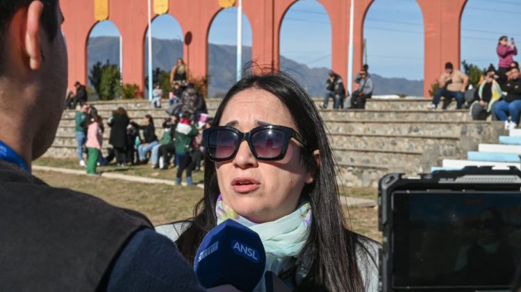 “En los pueblos del interior vivimos de una manera especial los símbolos patrios”
