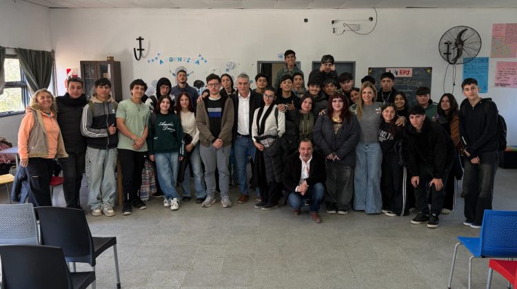 Estudiantes de Merlo se preparan para ser ‘Diputados por un Día’