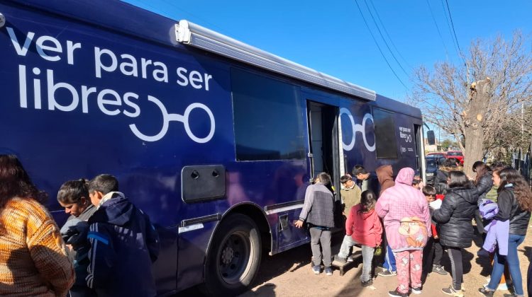 Continúa en San Luis y Villa Mercedes la atención de los colectivos oftalmológicos