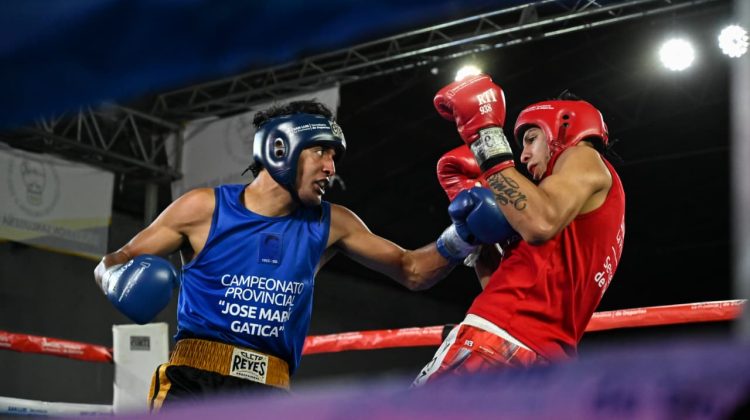 El Campeonato Provincial de Boxeo Amateur brilló bajo las luces del ring en La Toma