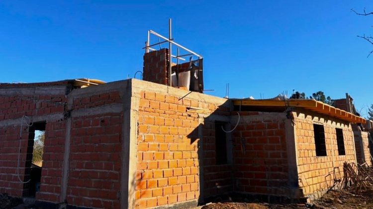 Las viviendas de Villa de Merlo progresan con instalaciones y obras de urbanización