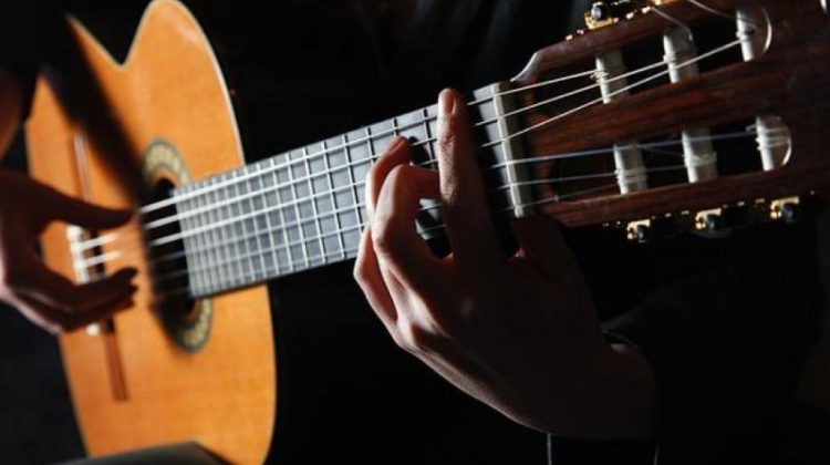 El Centro Cultural ‘La Papelería’ recibirá el evento ‘La Guitarra Romántica’