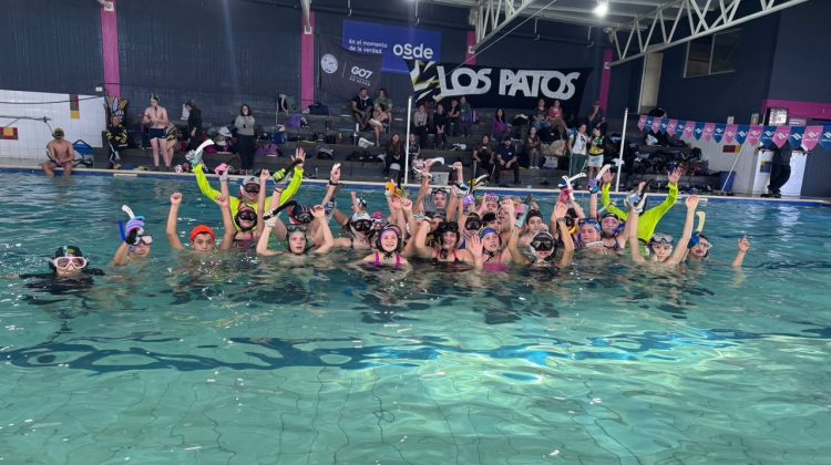 Estudiantes del Instituto ‘Araipi’ fueron protagonistas de una nueva jornada de hóckey subacuático