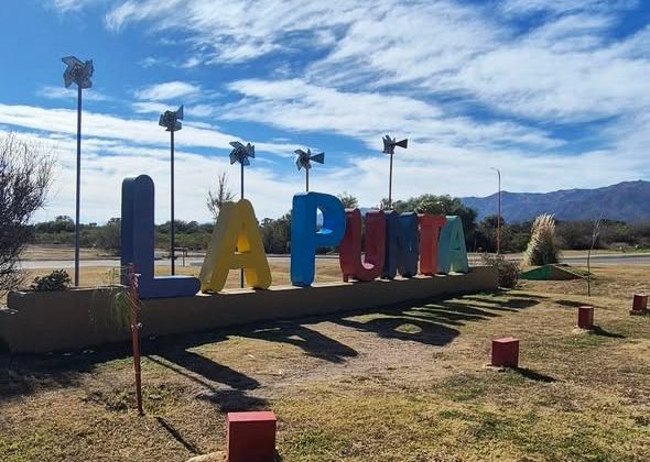 La Punta, al pie de las sierras, la ciudad que reinventa el turismo argentino