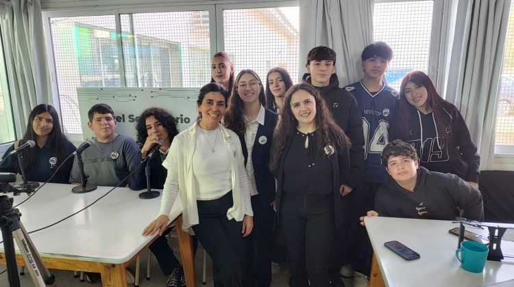 Alumnos de la Escuela Serranías Puntanas transmitieron en vivo la Feria de Ciencias Regional