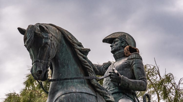 Monumento a San Martín: el corazón histórico de San Luis mantiene viva la gesta libertadora