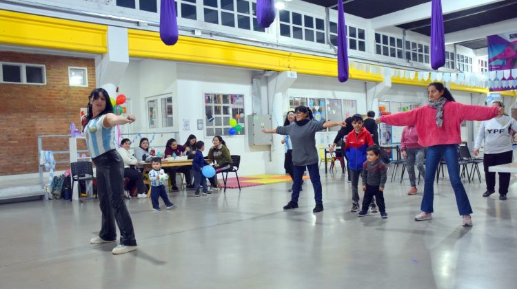 La Nave Cultural renueva su programación para la segunda semana de ‘Vacas con todo’ 