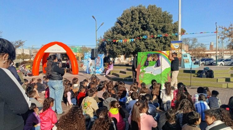 La Bibliomóvil recorrerá Nogolí, La Punta, Paso Grande y Luján