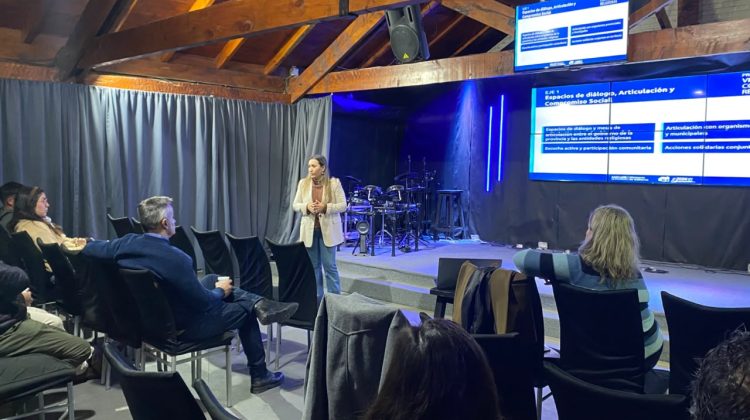 Cultos realizó una jornada informativa en Villa de Merlo para referentes de entidades religiosas