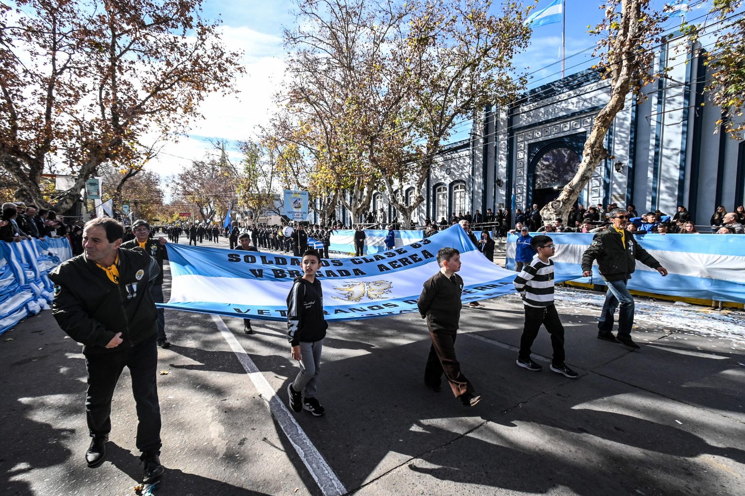 ANSL » Las fotos del desfile del 9 de Julio en Villa Mercedes
