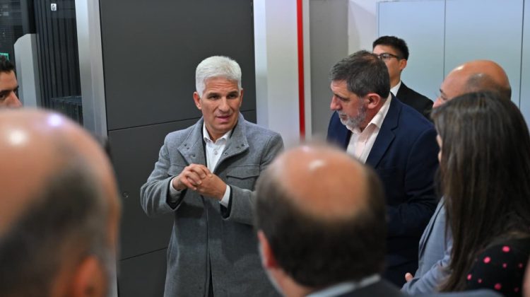 El Gobernador visitó el Data Center de La Punta, que ahora luce renovado